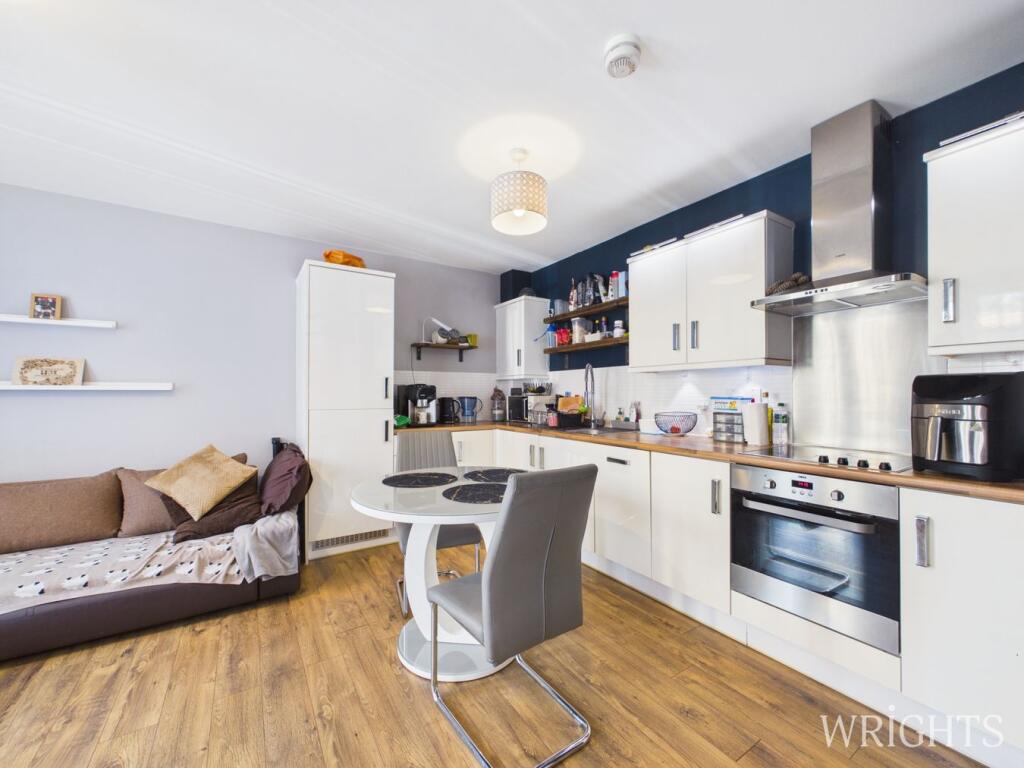 Apartment in Welwyn Hatfield, Peartree - View 4