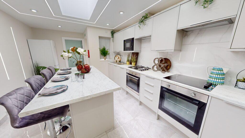 House in Birmingham - View 4