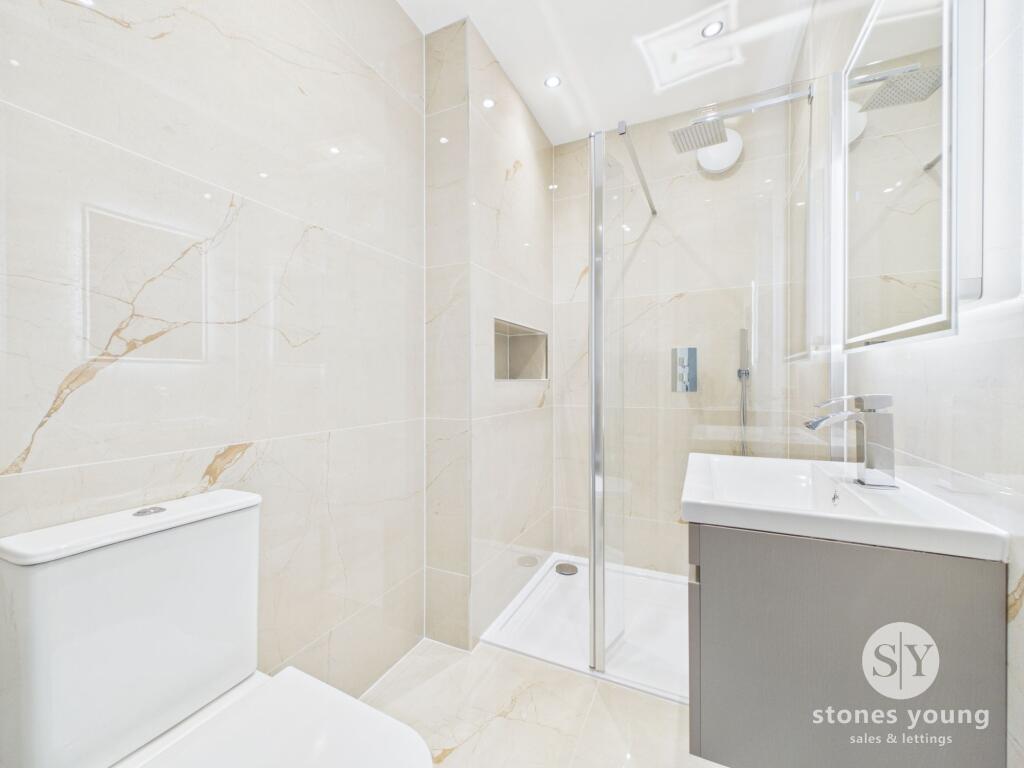 Whins Lane, Simonstone, BB12 photo 4