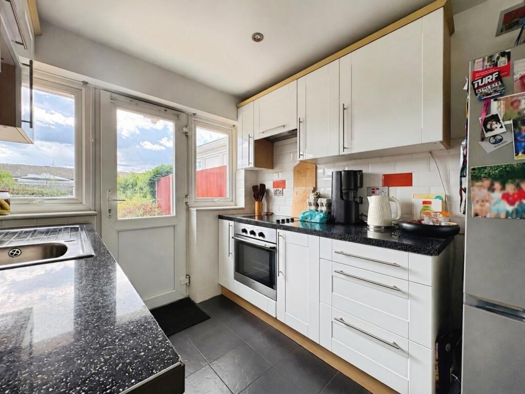 House in Guildford - View 4