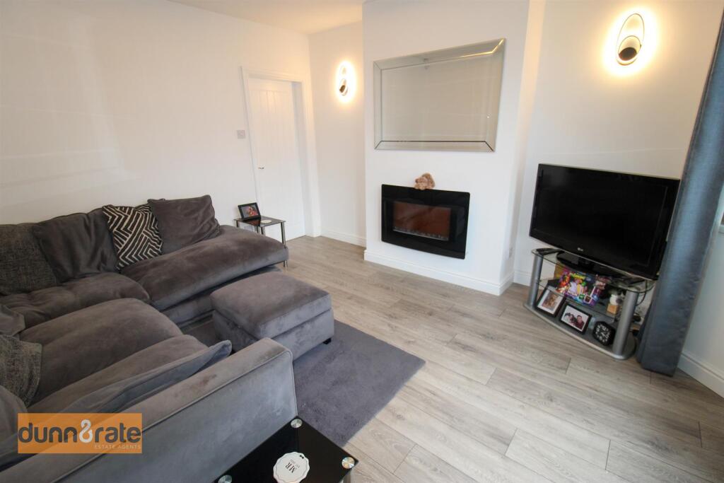 House in Stoke-on-Trent - View 5
