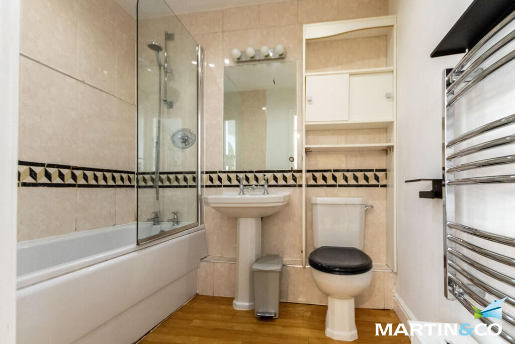 Apartment in Birmingham, West Midlands - More