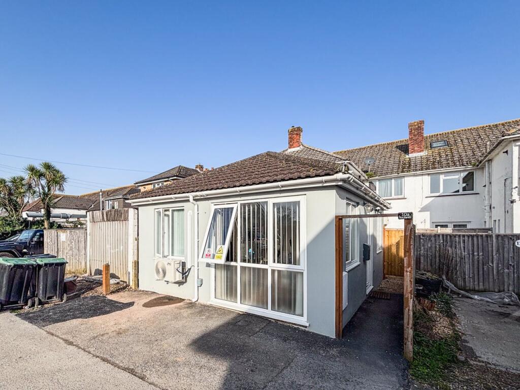 Main image of property: Rear of 10 The Parade, Ashley road, New Milton, BH25 5BS