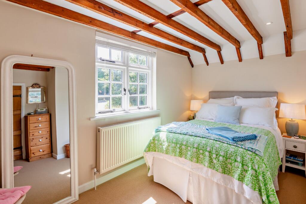 House in Ashampstead - More