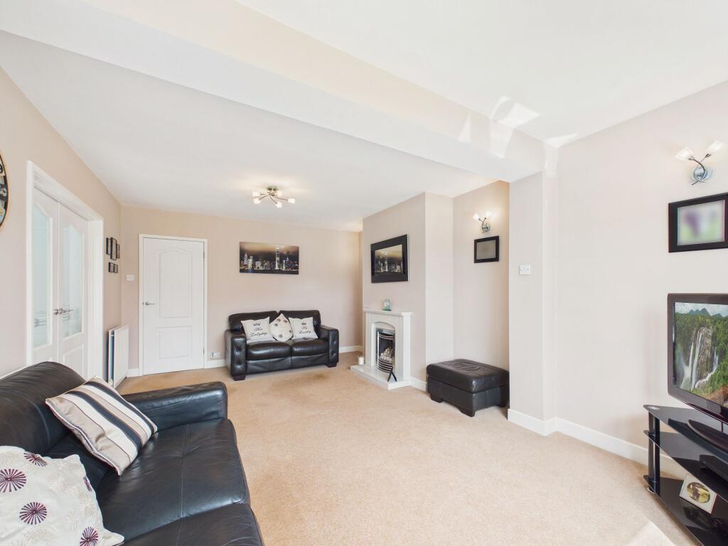 House in Gateshead, Ryton - More