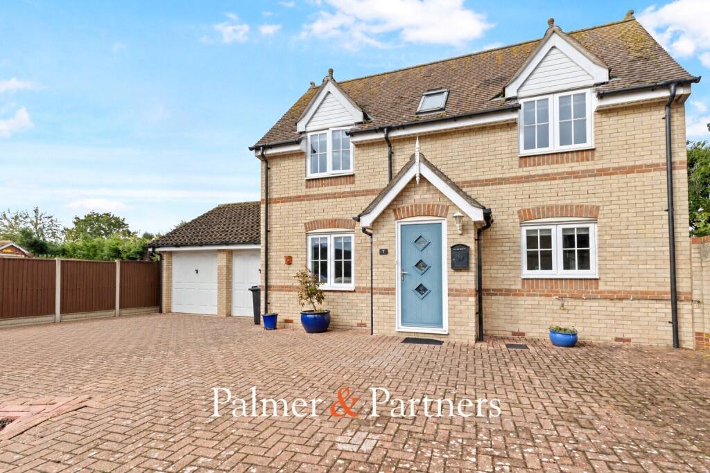 2-bed detached on Ketley Close, Tiptree, Colchester, Essex, CO5, £325,000