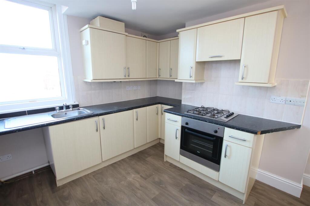 Apartment in Exeter, St Thomas - View 3