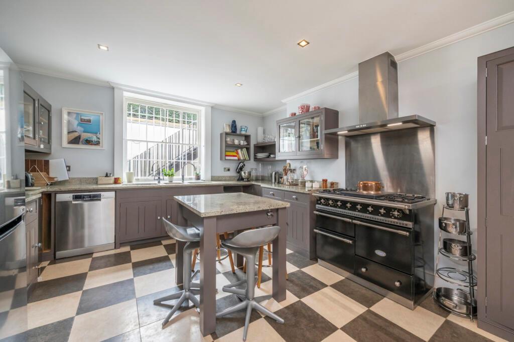 House in London - View 4