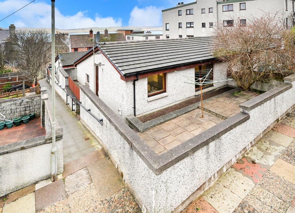 Main image of property: 3 Greenfield Square, Lerwick, Shetland, ZE1 0FL