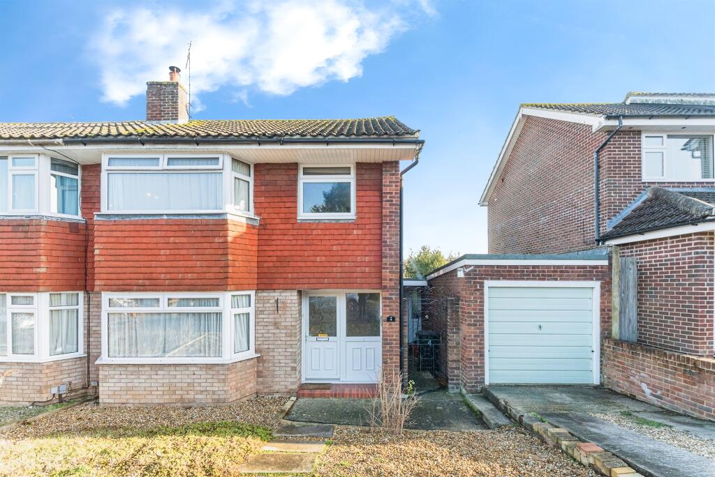 Main image of property: Buckingham Road, Swindon
