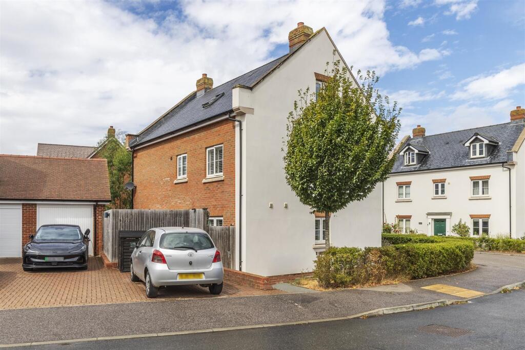 House in Swale, Orchard Green, Faversham - View 2