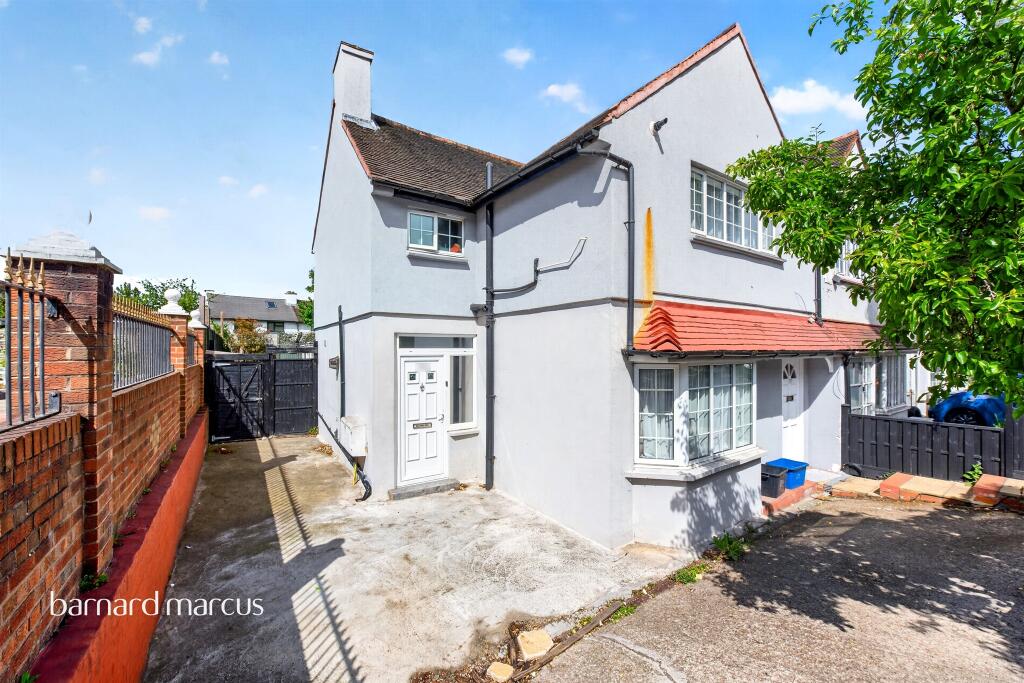 Main image of property: Clifford Avenue, London