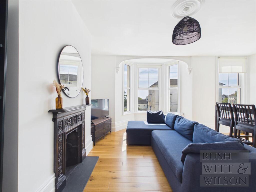 Apartment in St Leonards-on-Sea, St Leonards Green - View 3