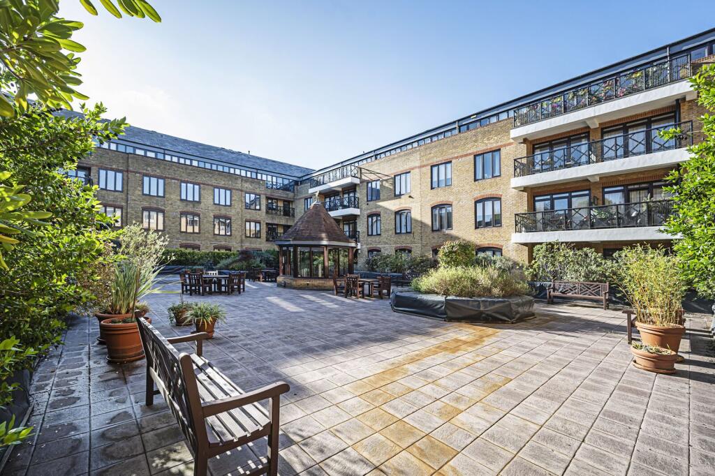 Main image of property: Hermitage Court, London, E1W, Wapping, London, E1W