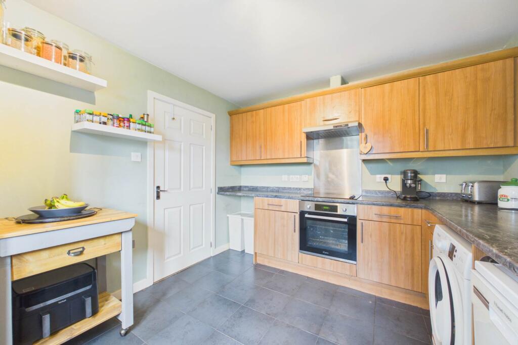 Apartment in Glasgow, South Lanarkshire - More