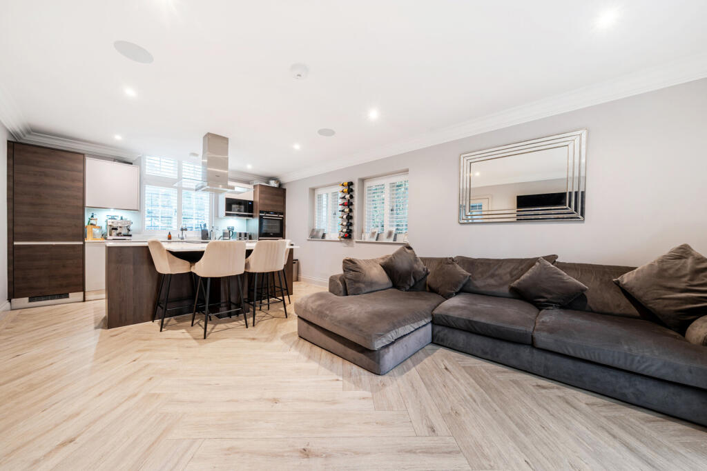 Heathfield Road, Keston photo 4