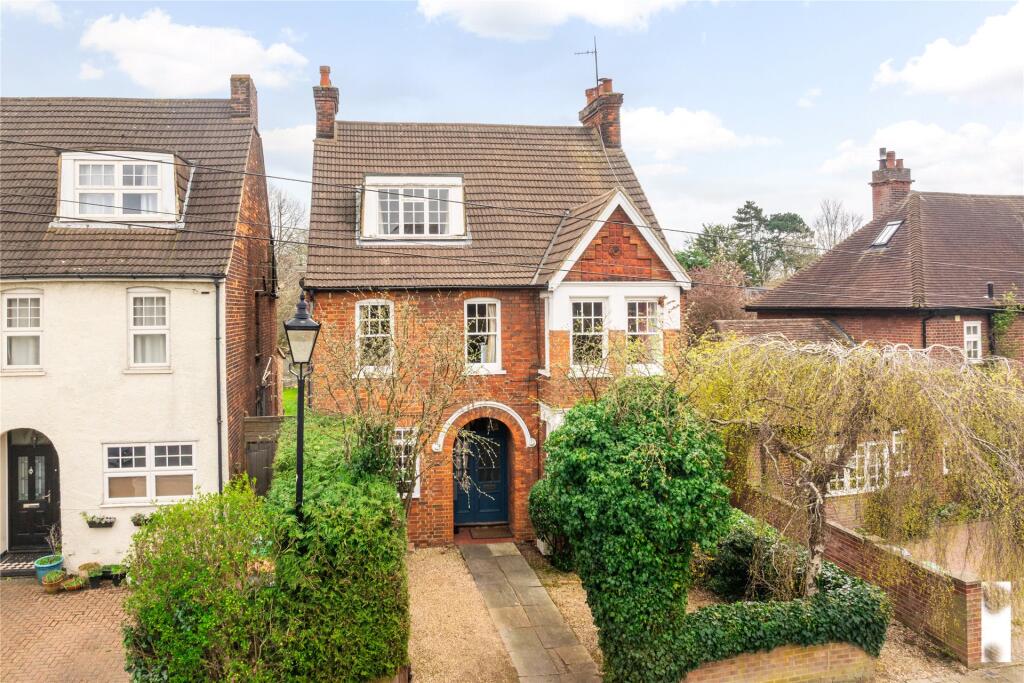 Main image of property: Pemberley Avenue, Bedford, Bedfordshire, MK40