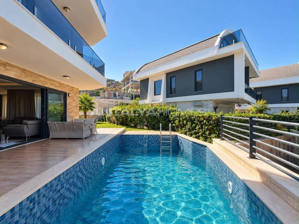 Main image of property: Antalya, Alanya, Kargicak