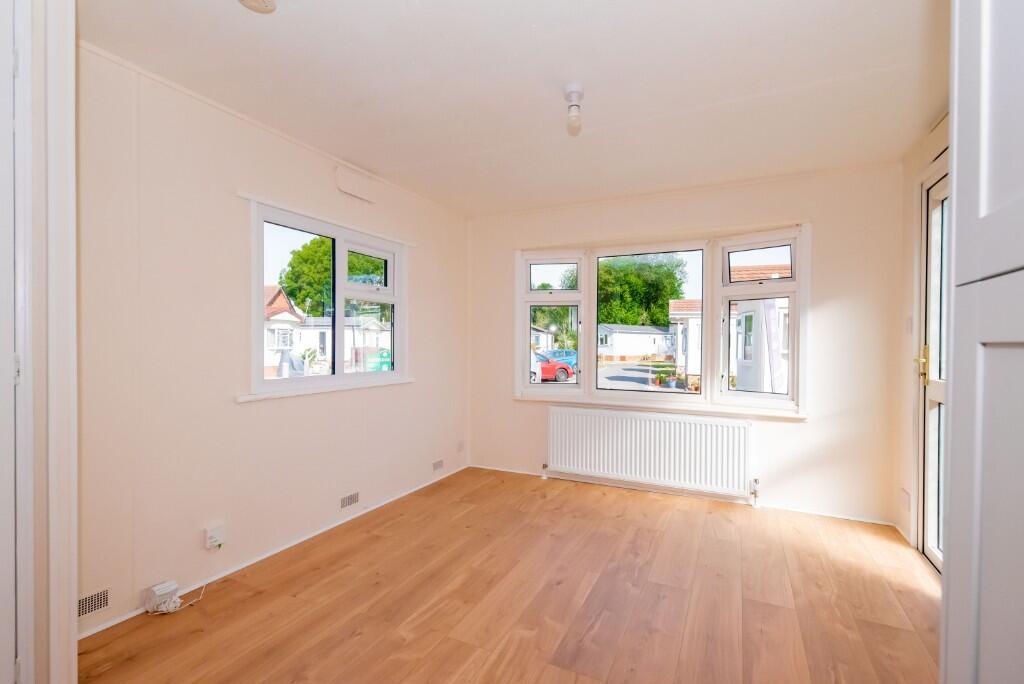 Cavendish Park, Yorktown Road, Sandhurst, Berkshire, GU47 photo 4