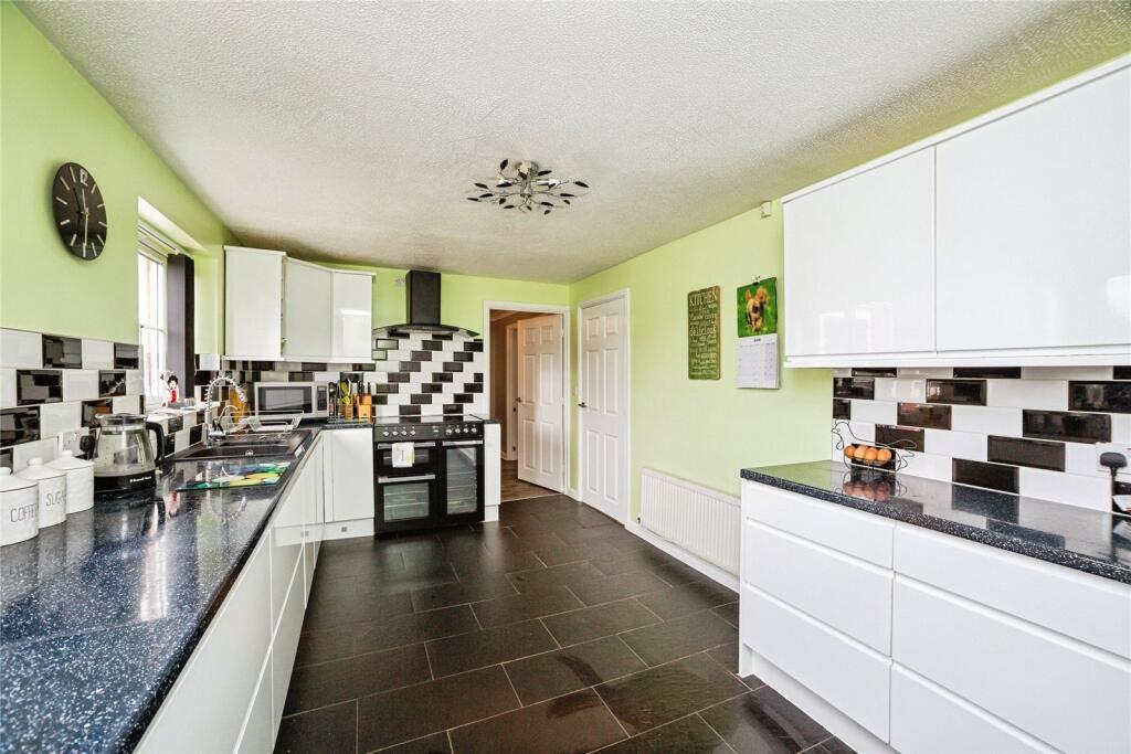 Dearne Road, Bolton-upon-Dearne, Rotherham, South Yorkshire, S63 - View 5
