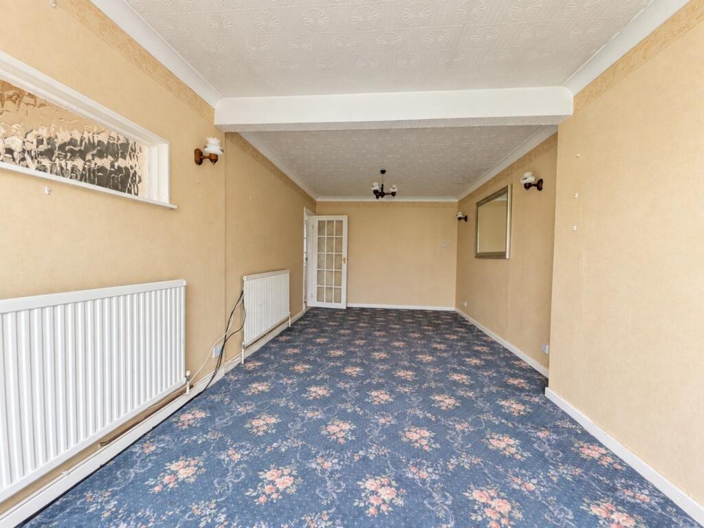 House in Castle Point, Essex - View 3