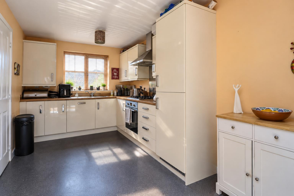 House in Stockton-on-Tees, Hardwick - View 3