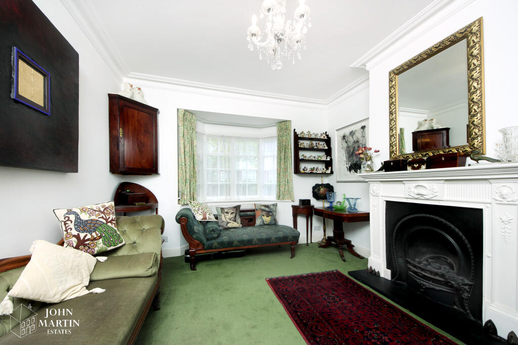 House in London, Brentham Garden Suburb, Perivale - View 5