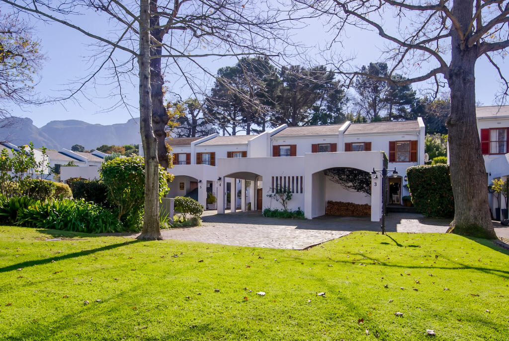 Main image of property: Western Cape, Cape Town, Constantia