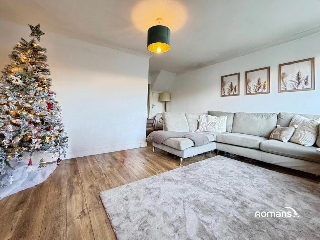 House in Basingstoke and Deane, Tadley - View 3
