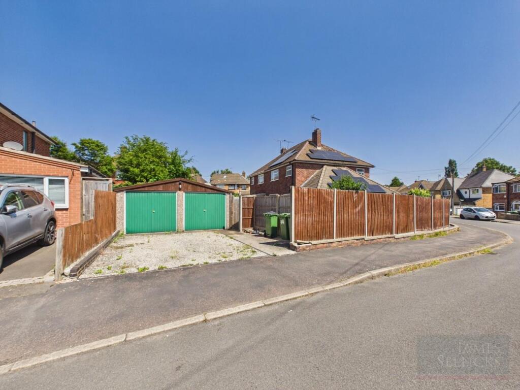 House in Leicester - View 5