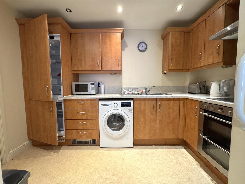Stokes Mews, Newent photo 4