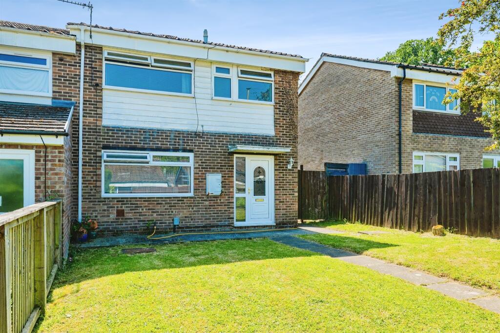 Main image of property: Ael-Y-Bryn, Llanedeyrn, Cardiff