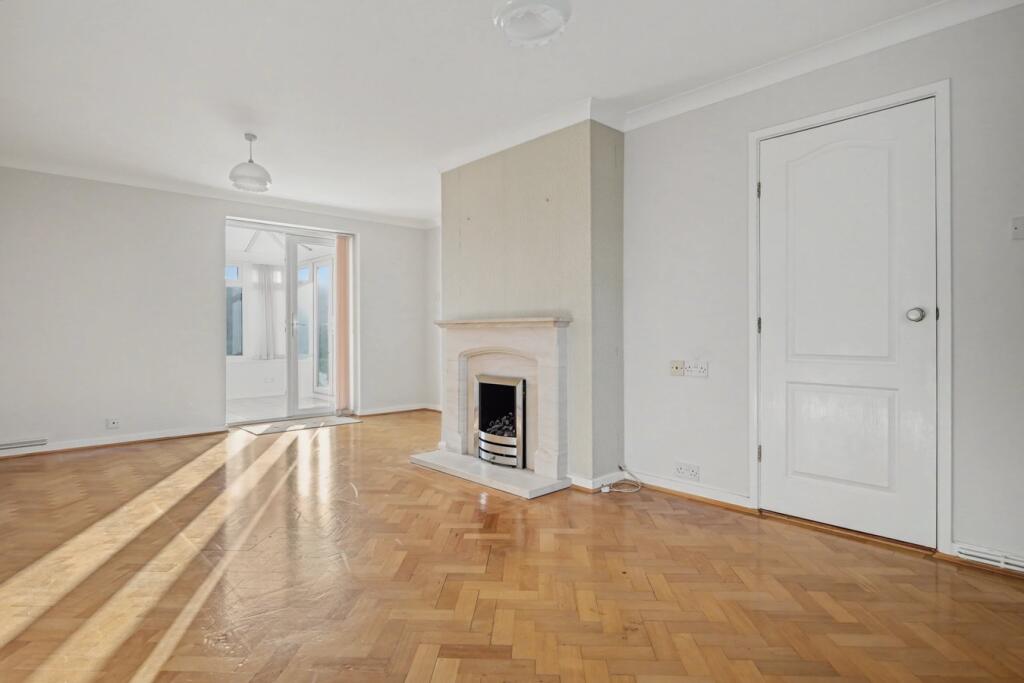 House in Chelmsford - View 3