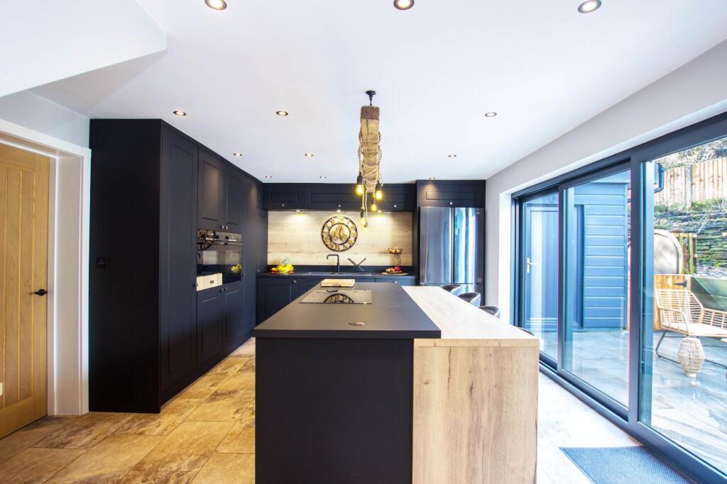 Additional image 20 of 'Hillside Bungalow' Hoddlesden