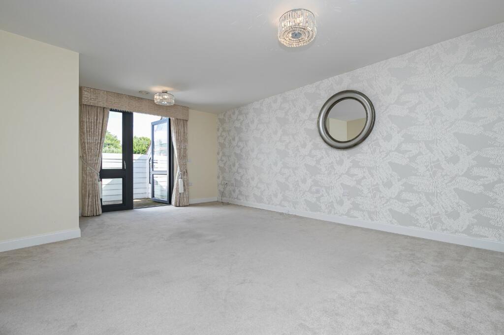 Poets Place, 11 Alderton Hill, Loughton, Essex, IG10 photo 2