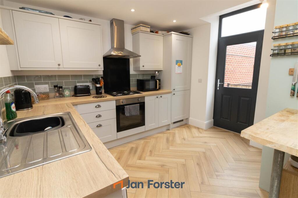 House in Newcastle upon Tyne - View 3