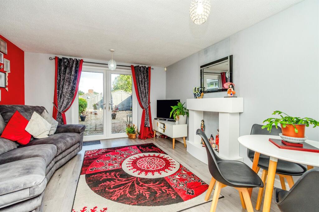 House in Sandwell, West Midlands - View 6