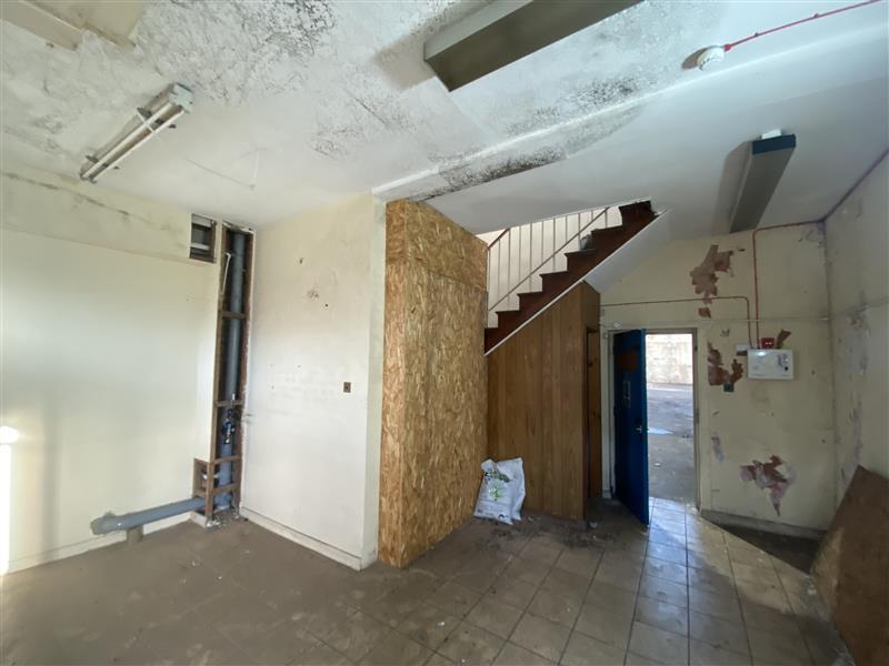 Additional image 8 of 98 Birchfield Lane, Oldbury, Oldbury