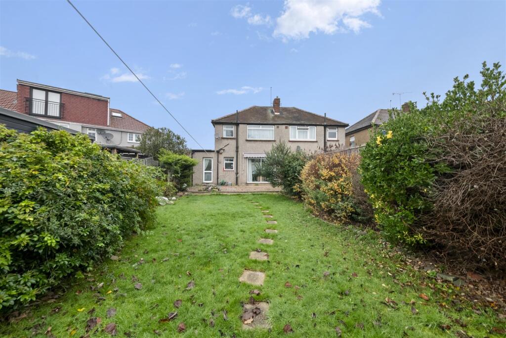 House in Southall - View 4