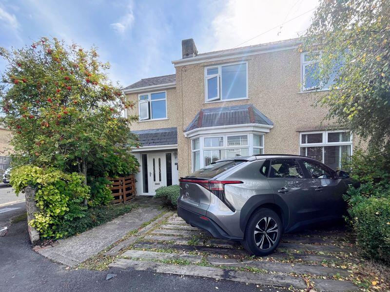 Main image of property: Glen Road, Neath, SA11 3DS