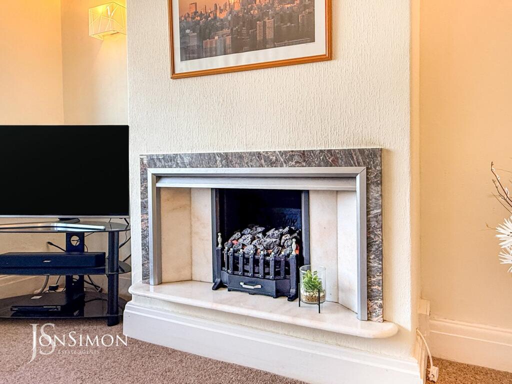 House in Bury, Greater Manchester - View 4