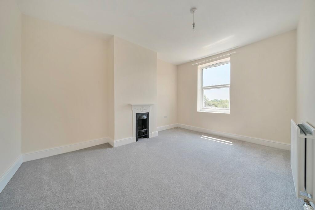 Victoria Road, Ashford, Kent, TN23 photo 4