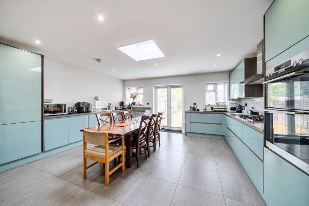 House in Denham Green, Denham - More