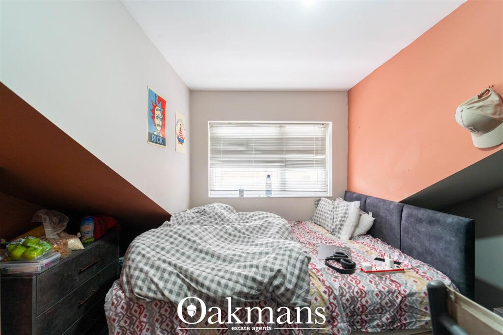 5 bedroom house for rent
