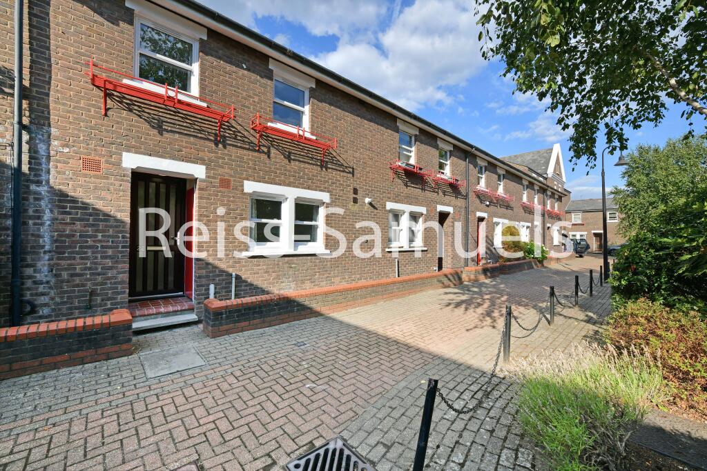 6 bedroom terraced house for rent