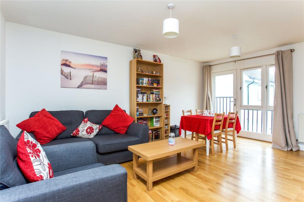 House in Bracknell, The Parks, Birch Hill - View 5