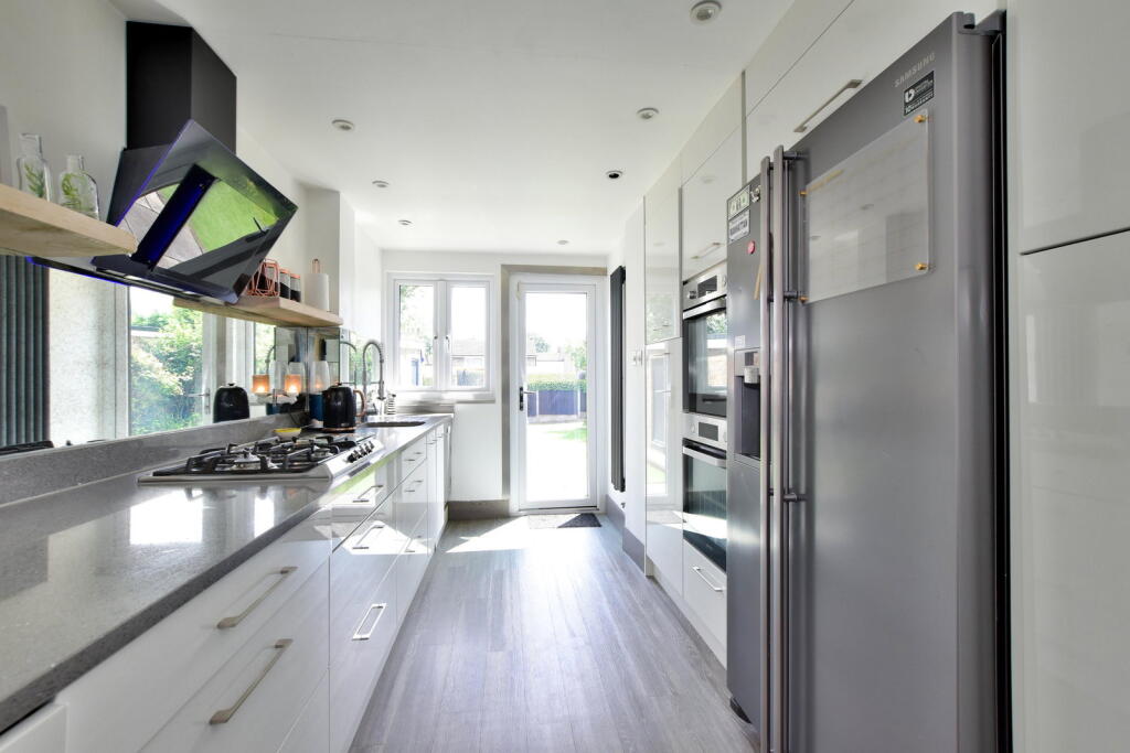 House in Dacorum, Hertfordshire - View 6