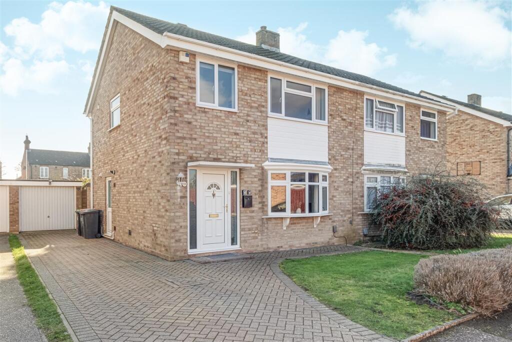 Main image of property: Salcombe Close, Bedford