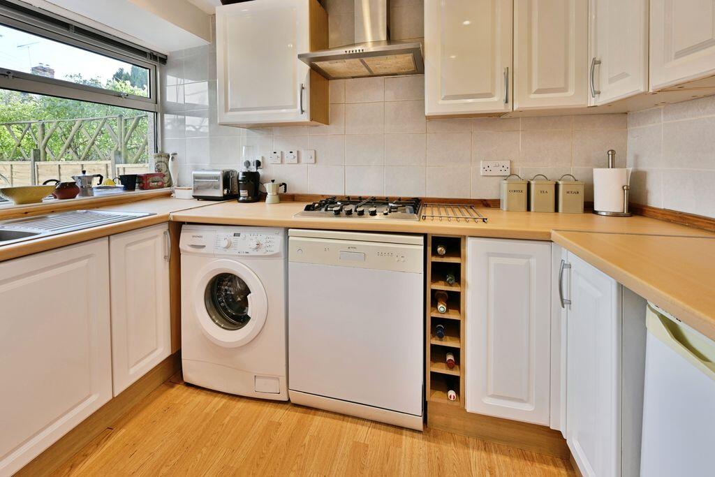 Gloucester Road, Cirencester, Gloucestershire. photo 4