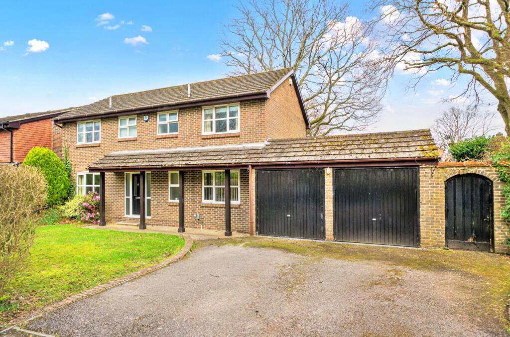 Main image of property: Raglan Close, Valley Park, Chandler's Ford